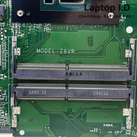 Khe RAM trên main Acer Aspire E5-476G DAZ8VRMB8E0