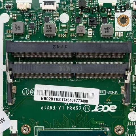 Khe RAM DDR4 trên main Acer Predator Helio 300 G3-571 i7-7700HQ