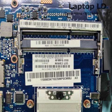 Khe RAM trên main Lenovo IdeaPad G560 / Z560 LA-5752P