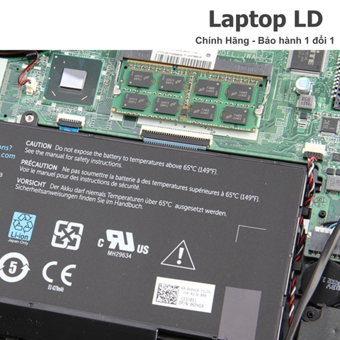 Khe RAM trên mainboard Dell DA0JWAMB8C1 cho phép nâng cấp bộ nhớ linh hoạt