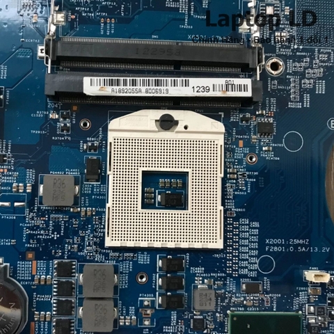 Khe RAM trên mainboard Sony Vaio MBX-267 cho phép nâng cấp bộ nhớ