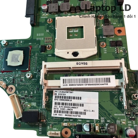 Khe RAM trên mainboard Toshiba Satellite E205 cho phép nâng cấp bộ nhớ