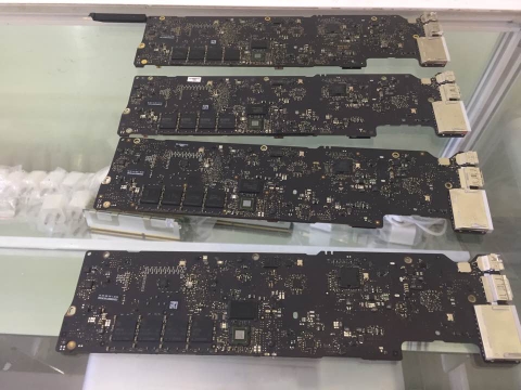 Main MacBook Air 13” A1466 / 2013 MD760 CPU i5 820-3437-B