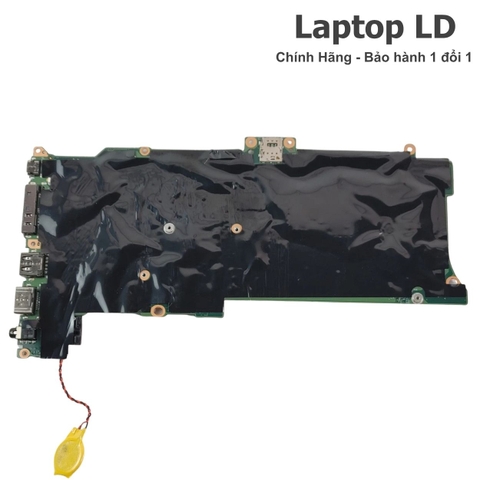 Mặt sau mainboard Lenovo ThinkPad X1 Carbon Gen 7 cho thấy hệ thống mạch điện hoàn chỉnh