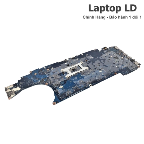 Mặt sau motherboard Dell Latitude 5500 với hệ thống mạch điện