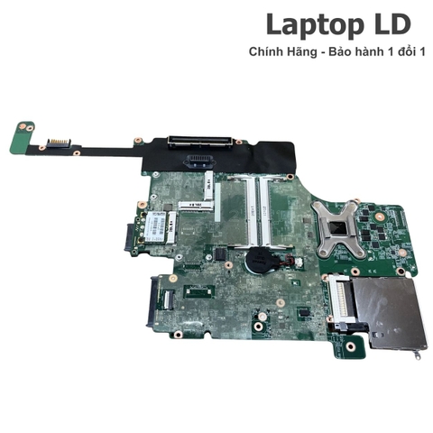 Mặt sau motherboard HP EliteBook 8570W với hệ thống mạch điện