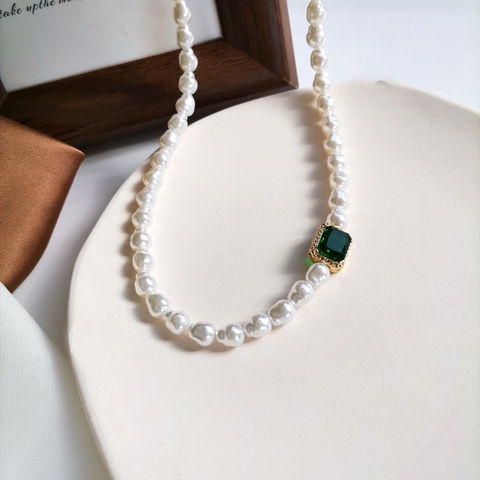 Vòng cổ ngọc trai nhân tạo hạt đá xanh D103