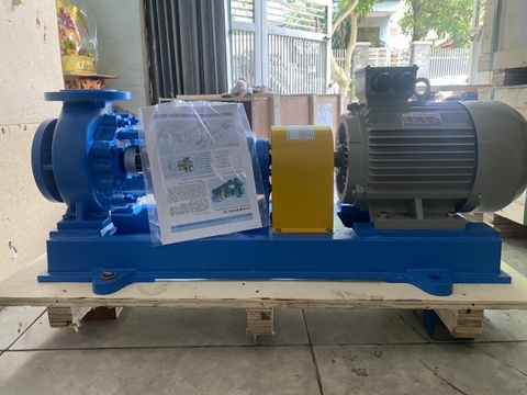 Sử dụng bơm dầu ly tâm hóa chất chống ăn mòn ngang