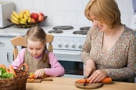 Bữa cơm gia đình – hạnh phúc từ chính bạn