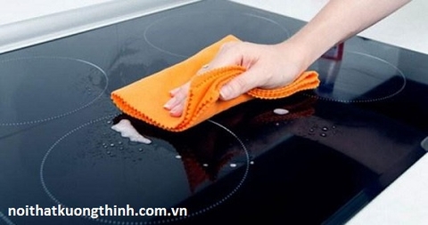 Vệ sinh bếp điện từ nhập khẩu Đức đúng cách