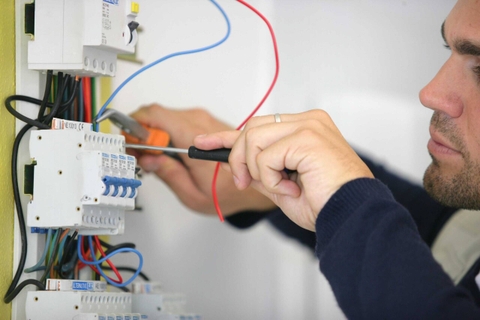 Liên tục bị nhảy Aptomat, lý do vì sao?
