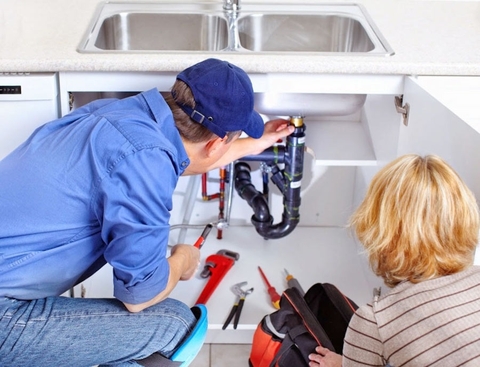 Châu rửa thoát nước chậm hoặc tắc nghẽn, nguyên nhân do đâu?