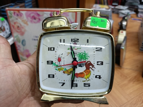 Đồng hồ con gà Mã Q16