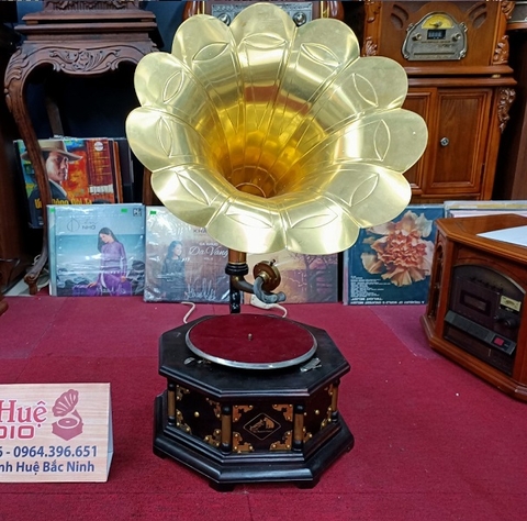 Loa kèn Victor cổ  bát giác chạy đĩa đá