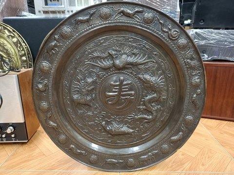 Mâm đồng mầu đen