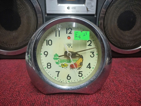 Đồng hồ cổ gà mổ thóc  Mã E4