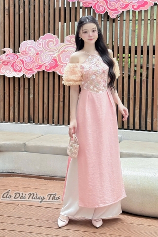 Áo Dài Cách Tân Hồng Cổ Yếm Phối Tay Phồng