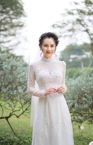 Áo Dài Cô Dâu Ren Lưới Trắng Đính Hạt Cao Cấp