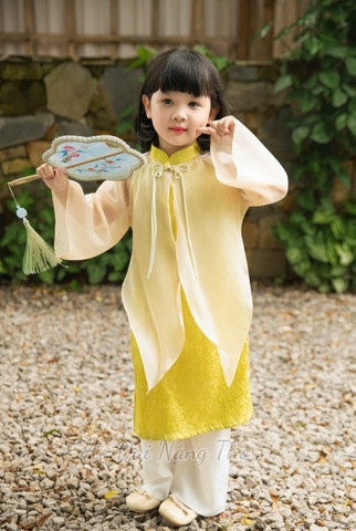 Áo Dài Bé Gái Lụa Xẻ Tà Tân Thời
