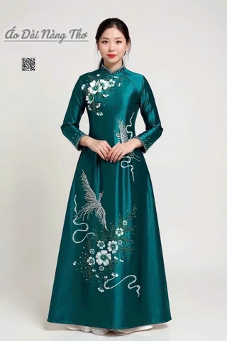 Áo Dài Bà Sui Lụa Xanh Đính Đá Sang Trọng