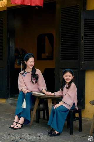 Pháp Phục Lụa Hồng Xanh Thêu hoa Phối Nút Tàu (Không kèm áo bé)