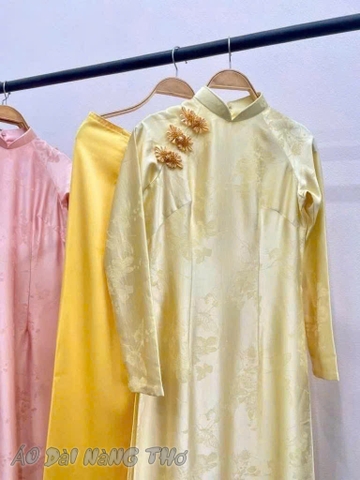 Áo Dài Gấm Họa Tiết Xinh Xắn Nút Tàu