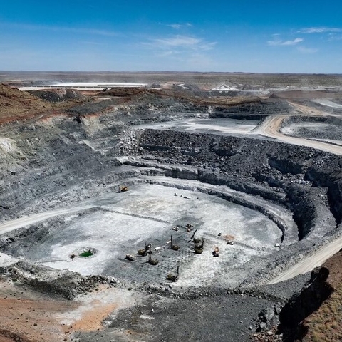 Hydrated Lime in Lithium Mining: A Vital Component for Efficiency and Sustainability