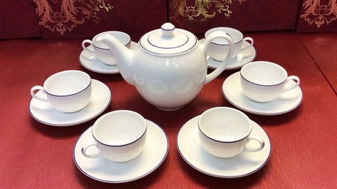 Bộ ấm chén sứ - Món quà hoàn hảo cho doanh nghiệp
