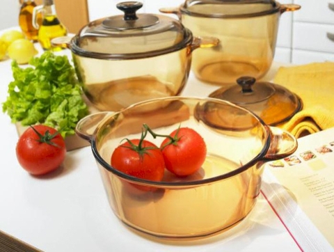 Thế giới muôn màu của đồ thủy tinh trong gia đình mình