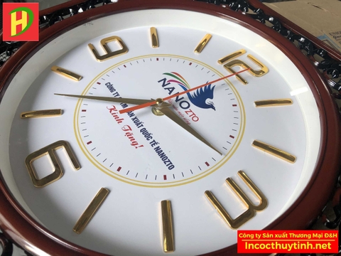 Đồng hồ khung gỗ hoa văn DH03