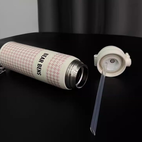 Bình giữ nhiệt BEAR BENS inox 316 có ống hút cách nhiệt, dung tích hơn hoạ tiết cá tính T1-111