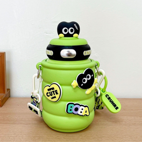 Bình giữ nhiệt Boba dễ thương có giây đeo dung tích lớn 800ml tặng kèm túi đựng bình CH-8189