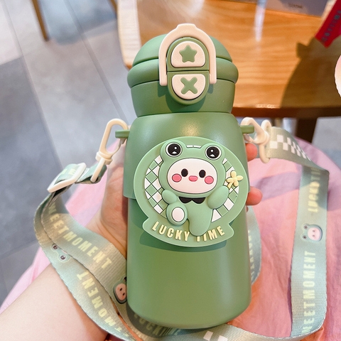 Bình Giữ Nhiệt Cao Cấp Có Sticker Hoạt Hình Xoay 360 Độ Đáng Yêu 500ml HT-306