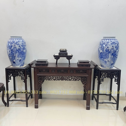 Bộ Bàn Và Đôn Gỗ Trưng Bày Đồ 1