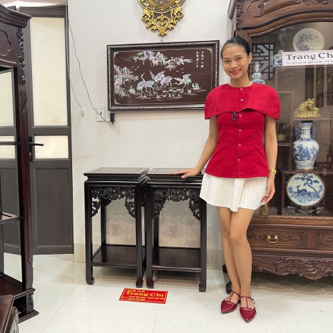 Cặp Đôn Vuông Chạm Nho Gỗ Gụ