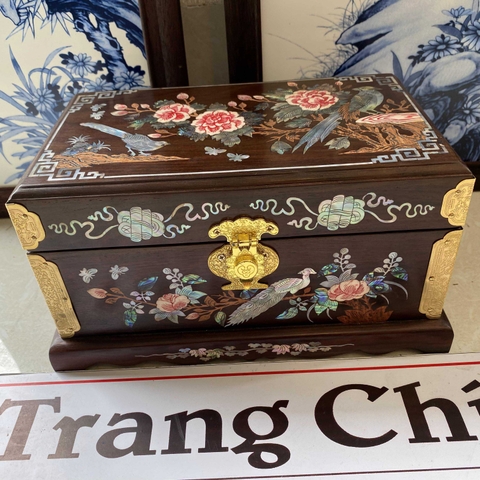 Mẫu Tráp Gỗ Trắc Khảm Xương Khảm Cẩn Ốc