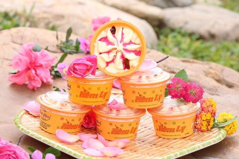 KEM LY VÀNG ĐẶC BIỆT - T30