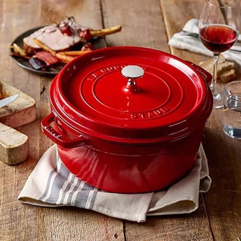 Nồi gang đúc Staub Cocotte Ronde (Màu Đỏ) 28 cm