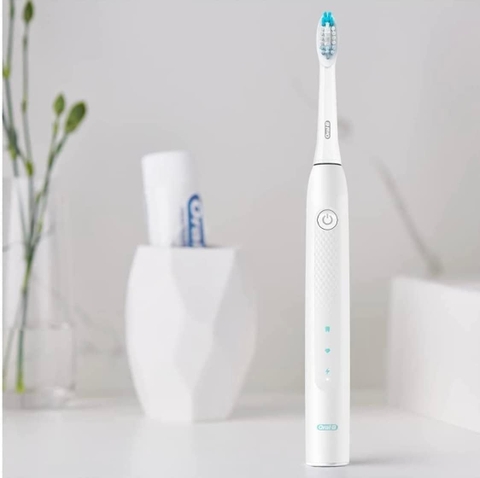 Bàn chải đánh răng điện Oral-b Pulsonic Slim Clean 2000