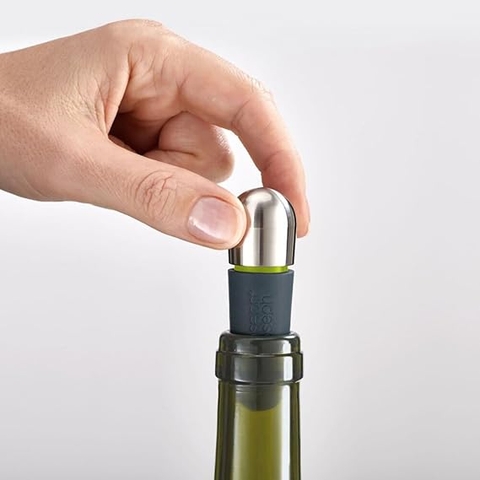Nút chặn rượu Joseph Joseph 20110 BarWise™ Twist-Lock