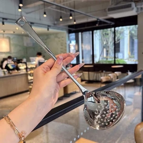 Muôi thủng chockmen dài 29cm