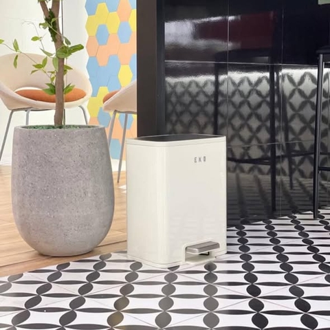 THÙNG RÁC CHỐNG BÁM VÂN TAY EKO MADISON EK9361 - 6L