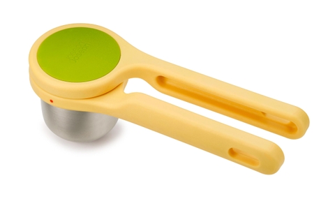 Dụng cụ vắt ép chanh Joseph Joseph 20101 Helix màu vàng