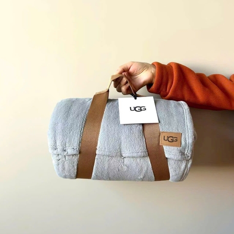 CHĂN LÔNG THỎ ÚC UGG SIZE LỚN 234x249cm - 2,2kg