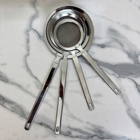 DỤNG CỤ VỚT BỌT, VỚT DẦU, VỚT VÁNG INOX GUME