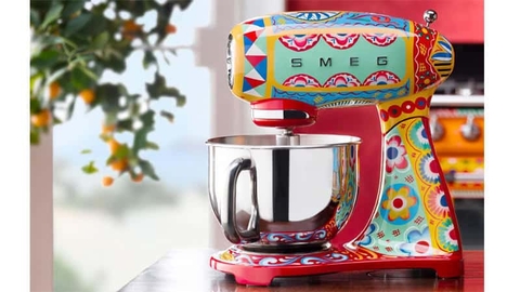 Máy Trộn Bột SMEG SMF03DGEU Dolce & Gabbana Sicily Tình Yêu Của Tôi