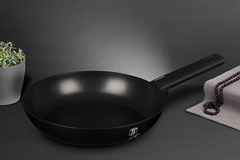 Chảo rán Berlinger Haus BH/7084N 28cm màu đen – Monaco Collection
