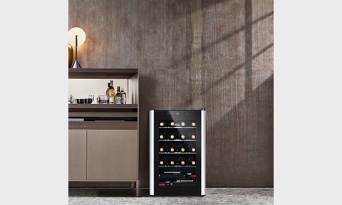 Tủ rượu HCK 70L SC-70-E màu đen mặt kính – 22 chai