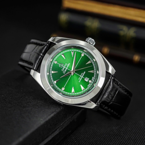 Đồng hồ đeo tay Omega C553 Máy cơ