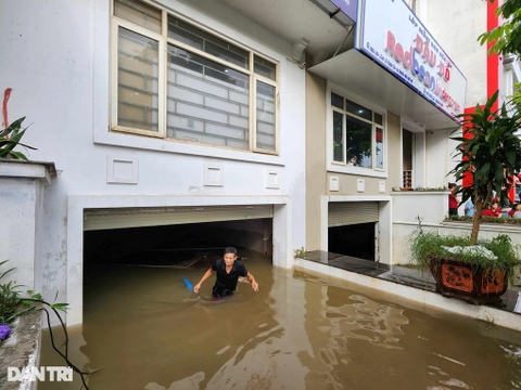 Tầng hầm nhà liền kề triệu đô 
